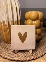 Beige Tegeltje met Gouden hartje